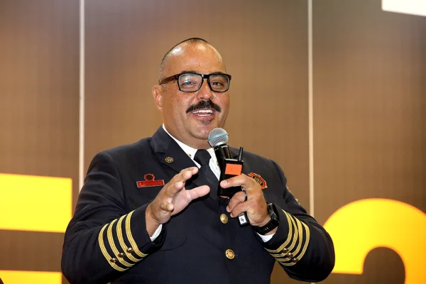 Fernando Palacios 6